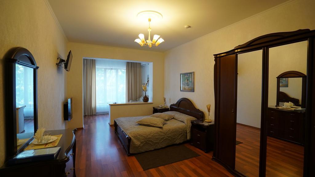 Mercury Hotel Kharkiv Extérieur photo